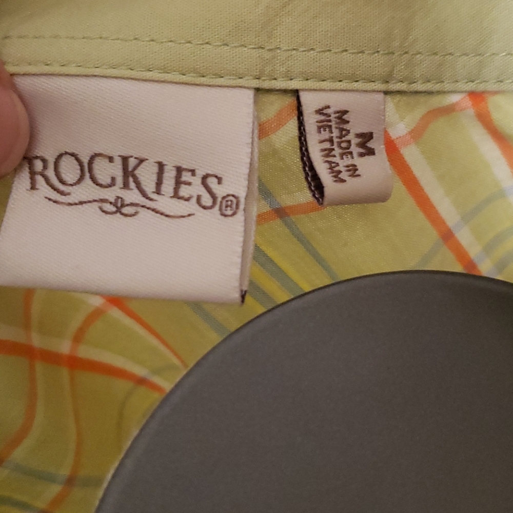 Rockies medium button down top - Picture 4 of 5